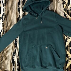 Women’s dickies medium green hoodie